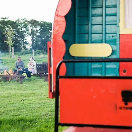 Luxury tent Clissmann Horse Caravans Glamping *