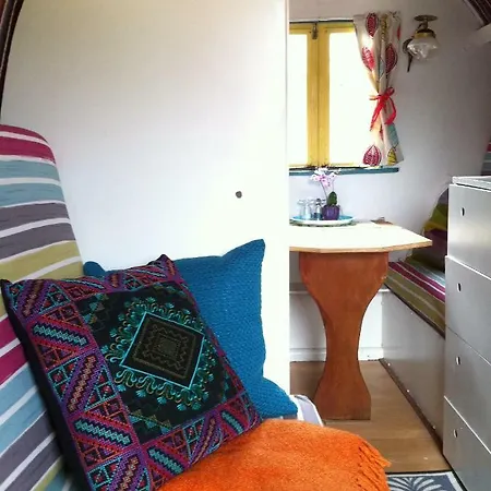 Clissmann Horse Caravans Glamping